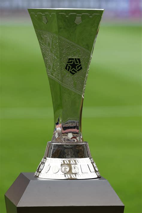 Liga 1 .